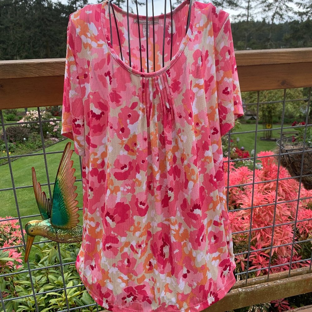 JM Collection Women's 1X Pink Floral Stretchy Short Sleeve Blouse